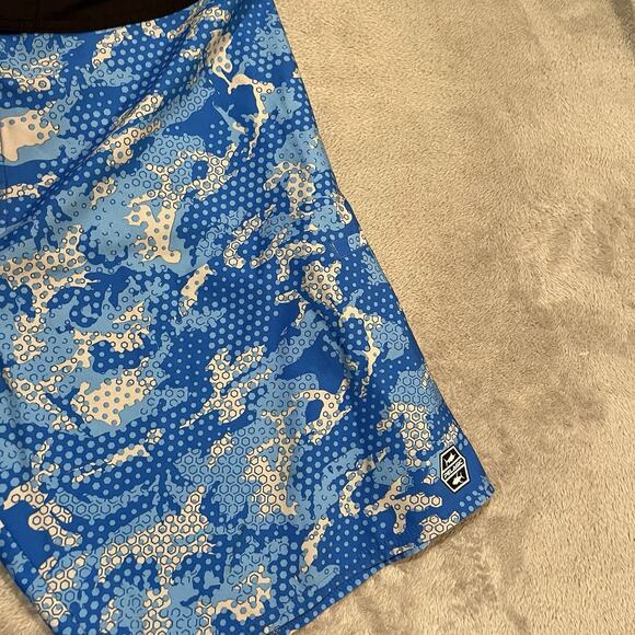 Pelagic Hydro Lite Board Shorts Mens 38 Blue Camo Fishing Swim Trunks - Picture 3 of 9